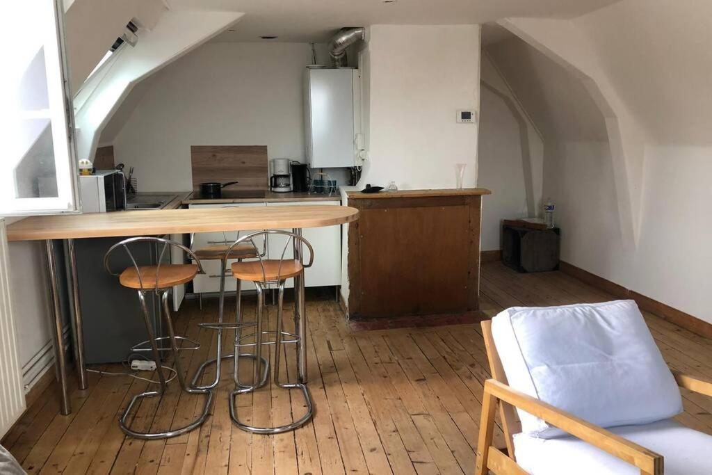 Sous Les Toits Lägenhet Dieppe Exteriör bild